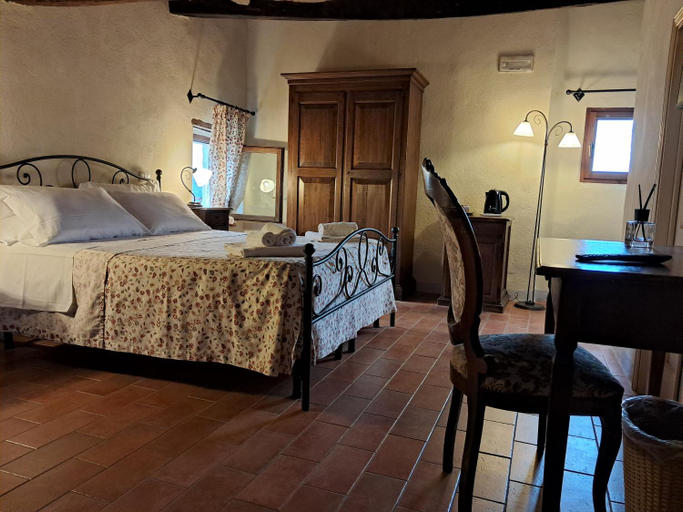Bedroom 2, Fra Paolino B&B - Locanda di Montisi, Siena