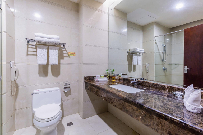 Bathroom 3, Xincheng International Hotel, Maoming