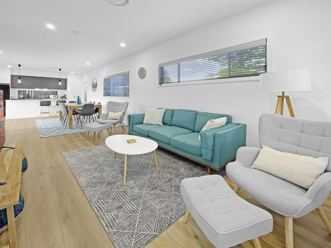 Others 2, Village Seaside Retreat, Shellharbour