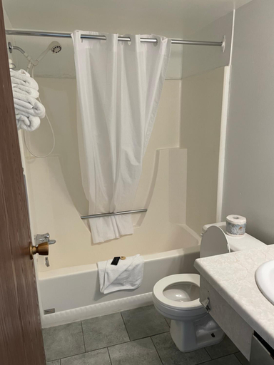 Bathroom, Hilltop Motor Inn, Division No. 12