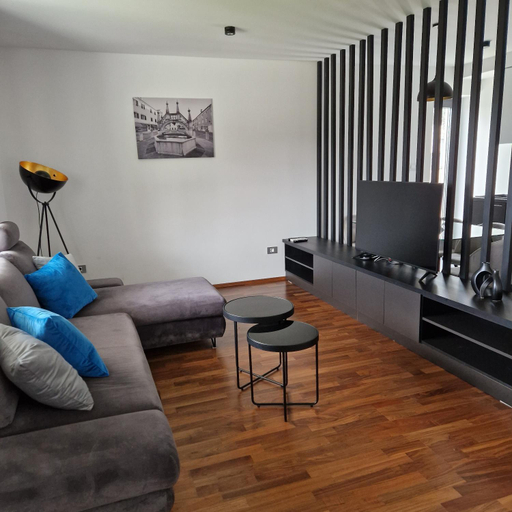 Shared lounge/TV area, Villa Maris, Koper