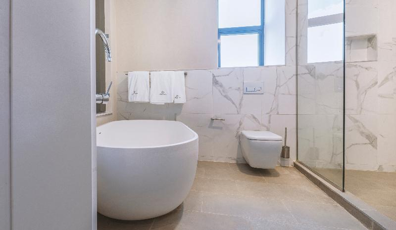 Bathroom 4, The Curve by the Park Apartment, Langata