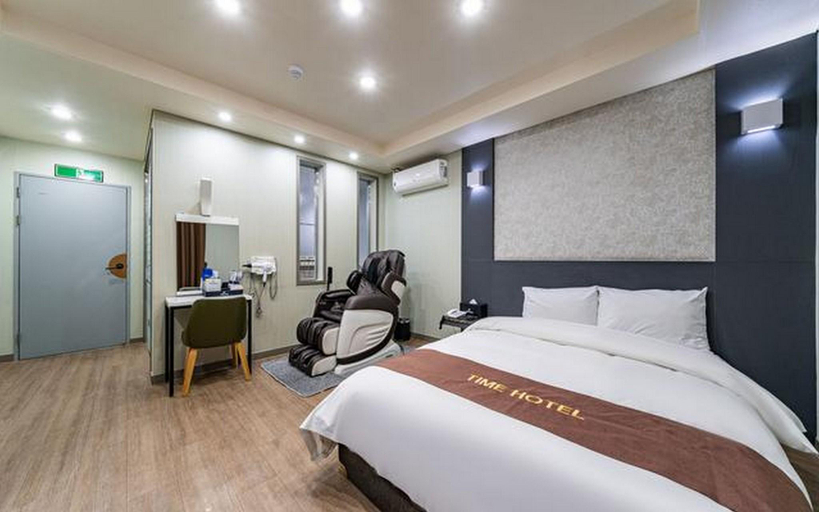 Bedroom 2, Seosan Time Hotel, Seosan
