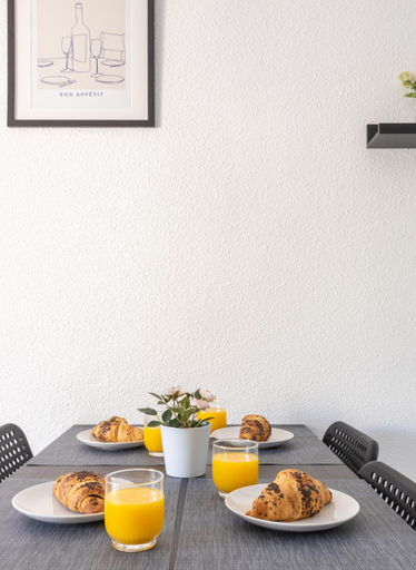 Others 5, 2-bedroom apartment-close to beaches and center, Alicante