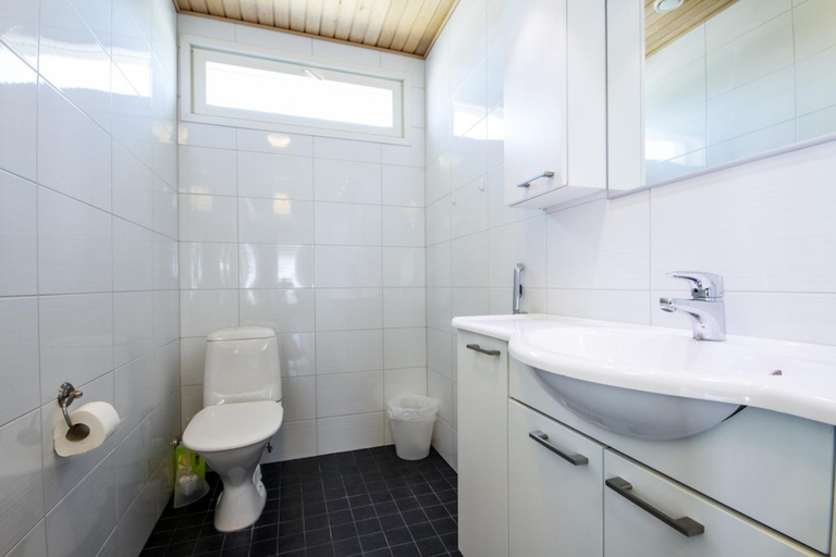 Bathroom 5, Forenom Hostel Kerava, Uusimaa