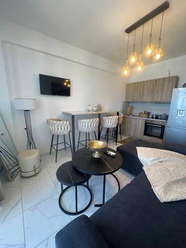 Others 3, Stella & Eleni Suite With Shared Pool & Open View, Faistos