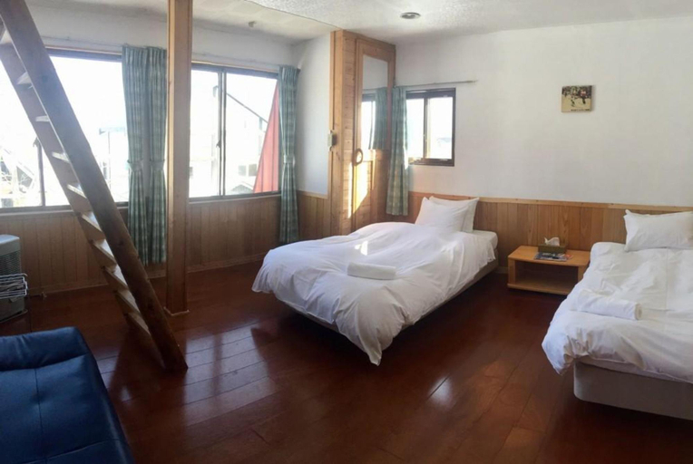 Bedroom, Pension Fullnote, Kutchan