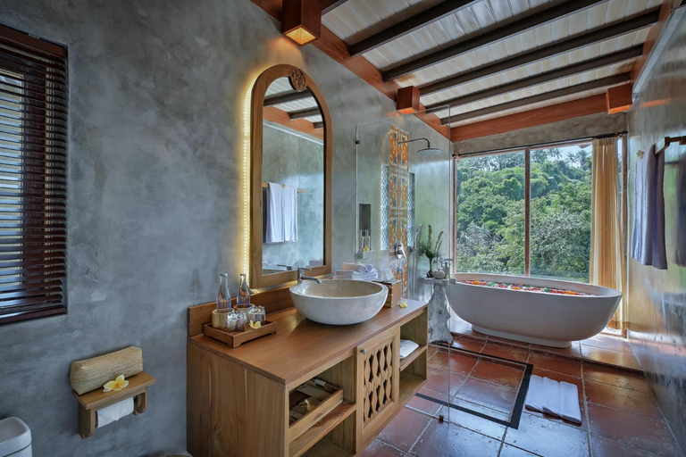 Bathroom 4, Harsa Sanctuary by GenuineHost, Gianyar