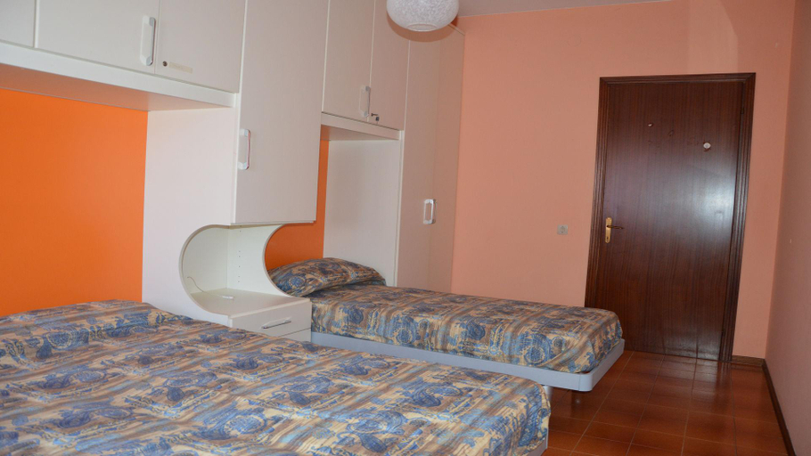 Bedroom, Comfortable 2 bedroom apartment by Beahost Rentals, Venezia