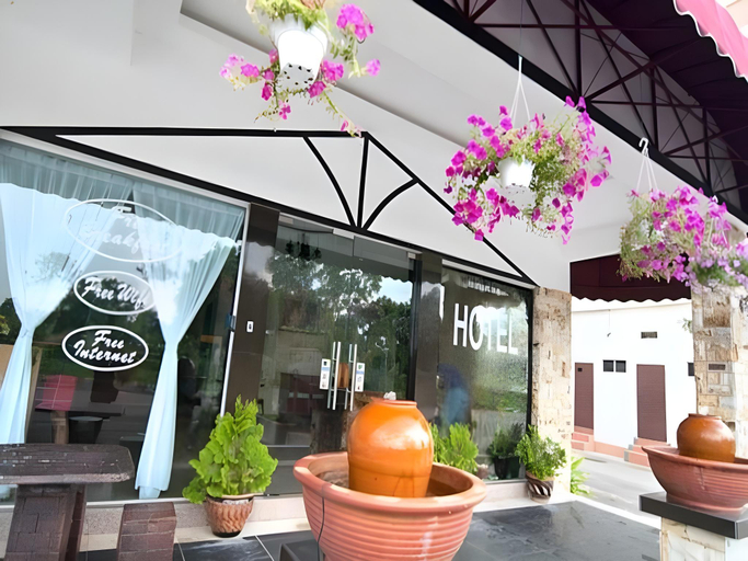 Exterior & Views 3, Rose Cottage Hotel Bandar Seri Alam, Johor Bahru