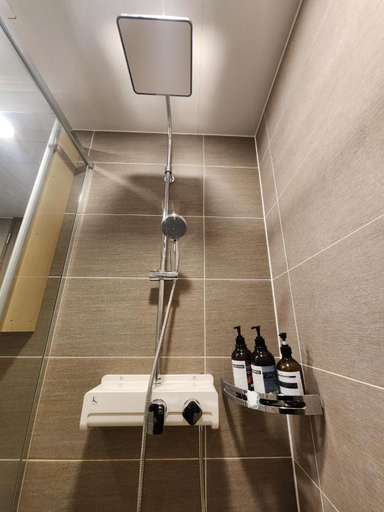Bathroom 3, Elbon the stay A1, Haeundae