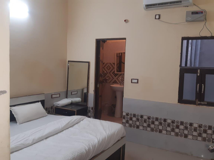 Bedroom 3, Tulsi Residency Vrindavan, Mathura