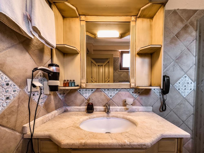 Bathroom 5, The Olive Tree Studios - Adults Only, Fethiye
