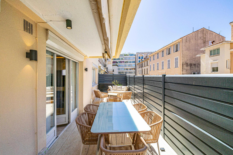Balcony/terrace 3, Luxurious Apartment - Croisette/Carré d'Or, Alpes-Maritimes