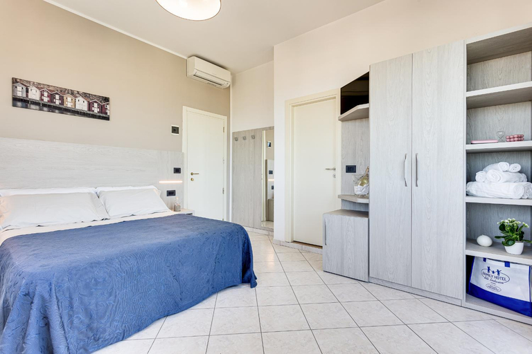 Others 2, Hotel Aurelio, Forli' - Cesena