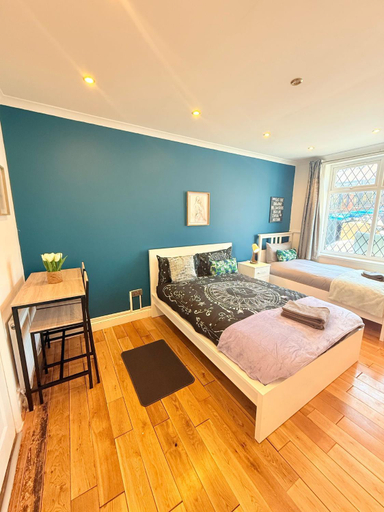 Bedroom, Wembley Rooms, London