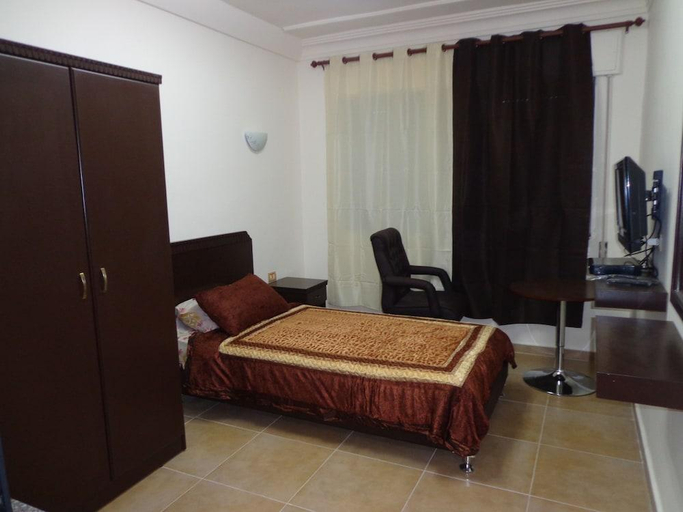 Bedroom, Al Fawanes Hotel Apartments, Amman