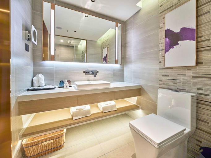 Bathroom 3, Lavande Hotel Dingzhou No.1 Middle School Wanda Plaza, Baoding