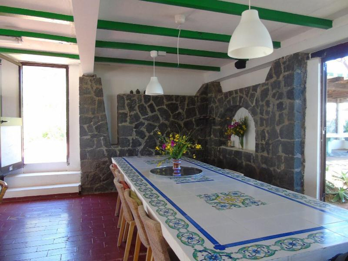 Food & Drinks, Villa Saracina, Messina