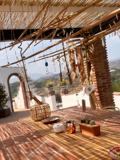 Food & Drinks 5, Casa Bambu Boutique Studios Andalusie with pool and Mountain Views, Málaga
