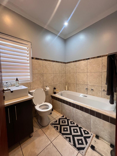 Bathroom 3, Blue stream Villas, City of Tshwane