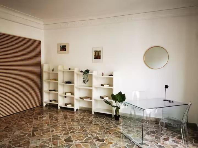 Others 4, La Casa del Capo, Palermo