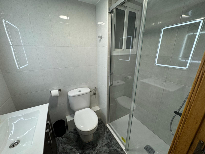 Bathroom 3, Apartamento Barbastro, Tarragona