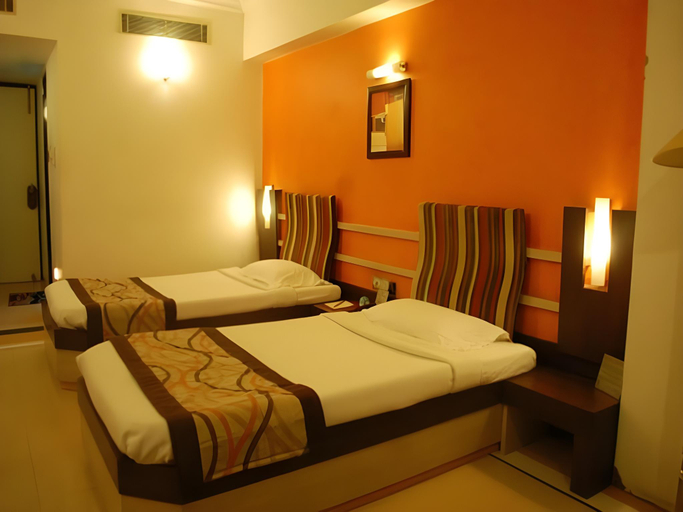 Bedroom 3, Hotel Ranjits Lakeview, Bhopal