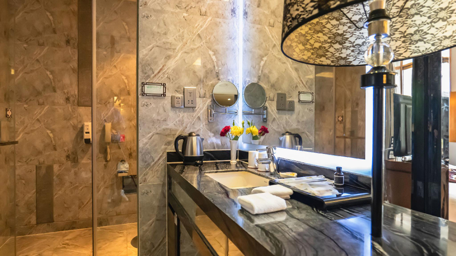 Bathroom, Huitang Huatian City Hot Spring Resort Hotel, Changsha