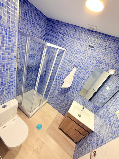 Bathroom 5, Hostel Vam Torrejon, Madrid
