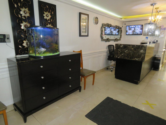 Others 5, SUITES LONDRES 212, Mexico City