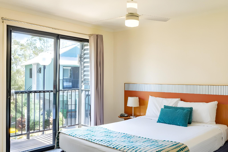 Bedroom 2, Noosa Lakes Resort, Noosa - Tewantin