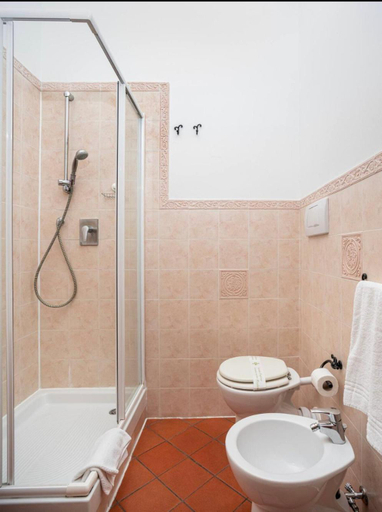 Bathroom 3, Antica Posta, Florence
