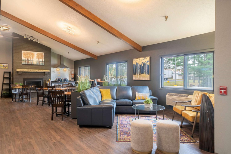 Public Area 2, AmericInn by Wyndham Grand Rapids, Itasca