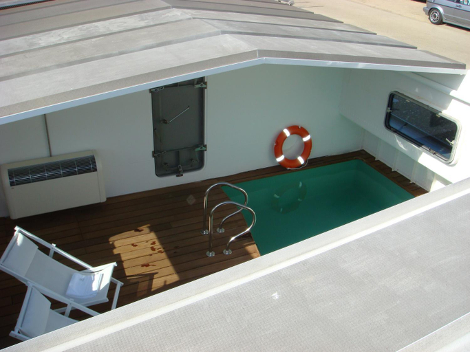 Others 2, B&B Droomboot, West-Vlaanderen