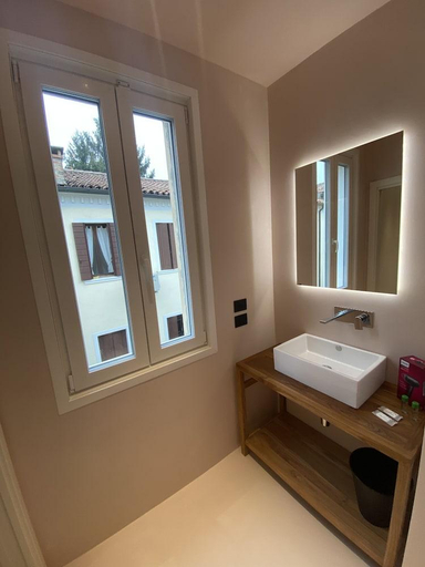 Bathroom 4, HAP - Padova, Padua