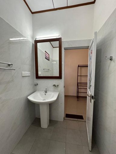 Bathroom 4, KVA Talalla Beach-stay, Devinuwara