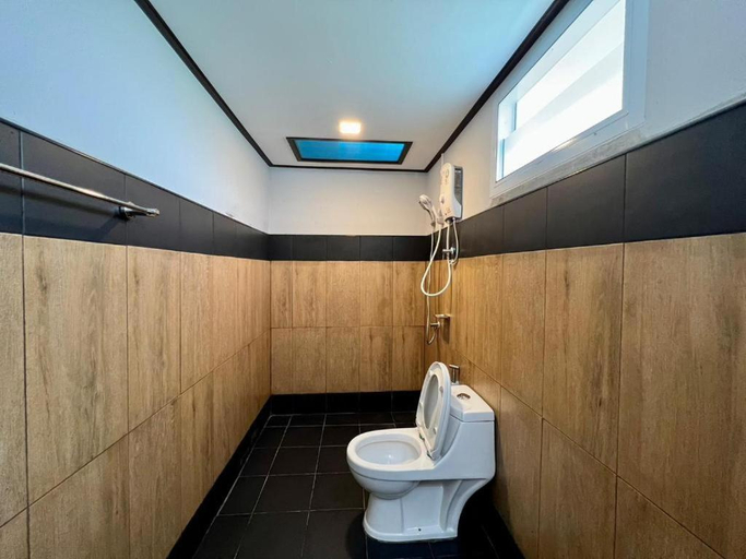 Bathroom, Zigzag Resort, Muang Nakhon Phanom