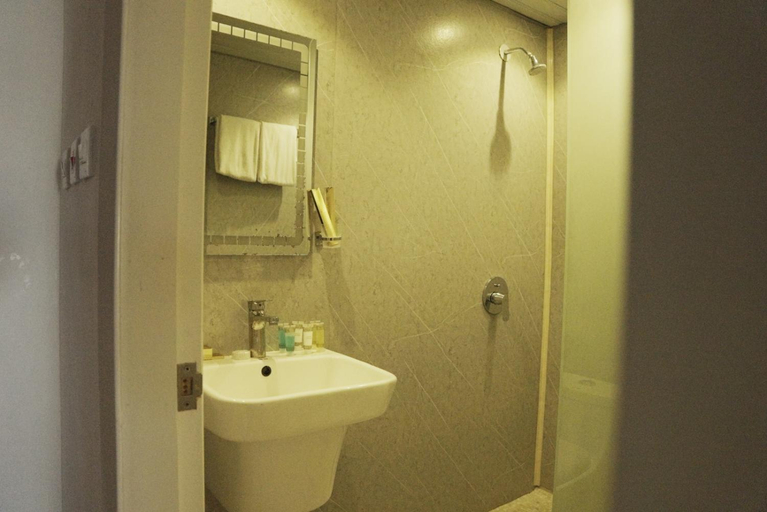 Bathroom 5, Palm beach Resort, Dammam