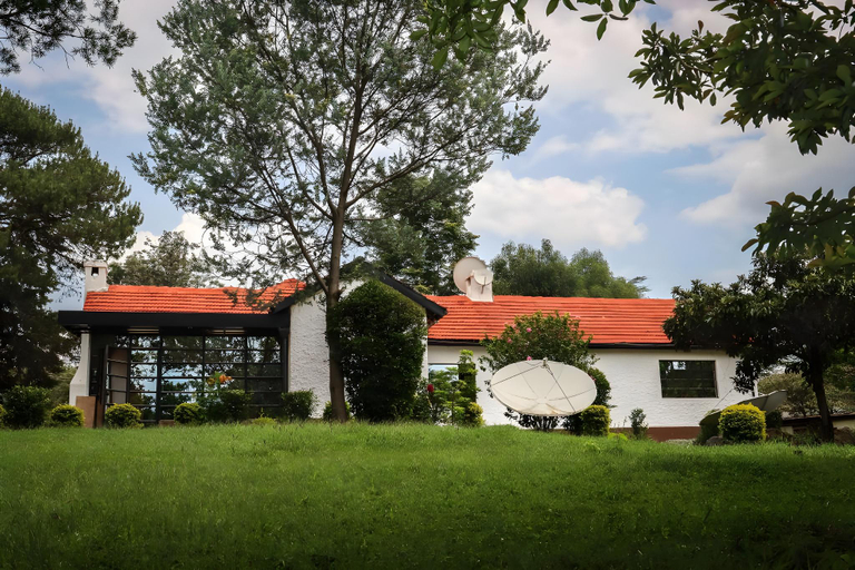 Exterior & Views 2, Eldopalm Guesthouse, Kapseret