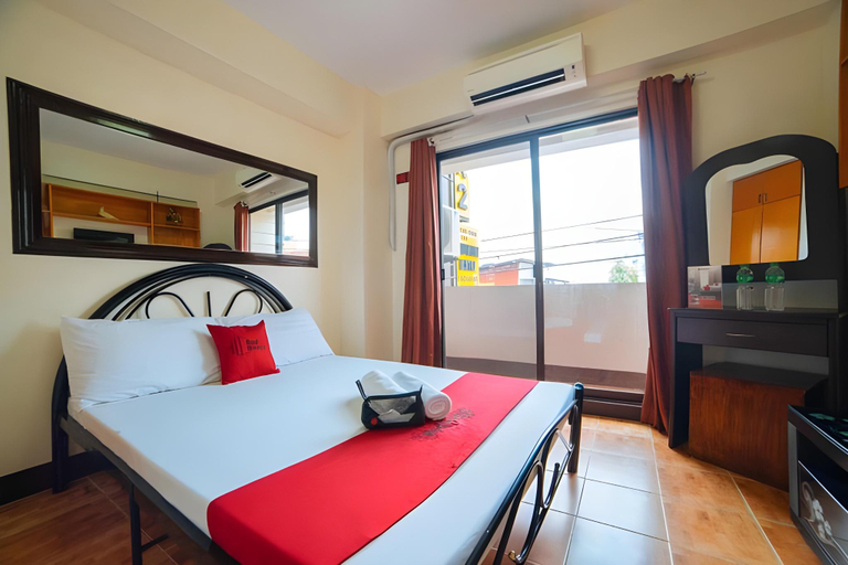 Bedroom 5, L Mansion 2 Palanan Makati City, Makati City