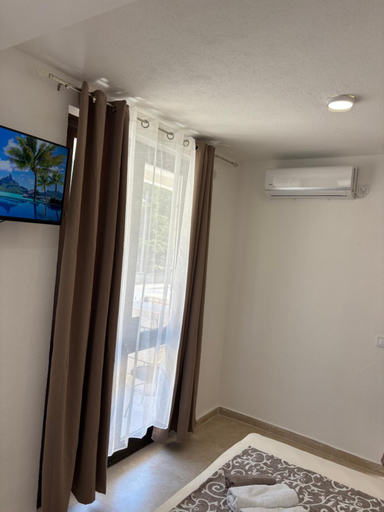 Others 5, Villa Mia apartments