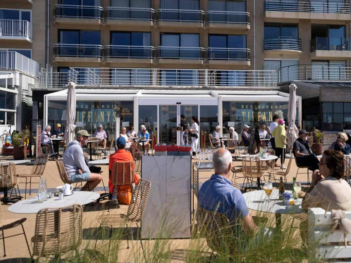 Food & Drinks, Apartment in Nieuwpoort with Views, West-Vlaanderen
