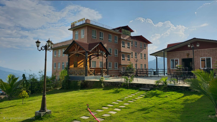 Exterior & Views