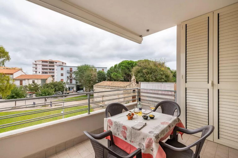 Others 4, Modern apartment for 4 guests near Alghero beach, Sassari