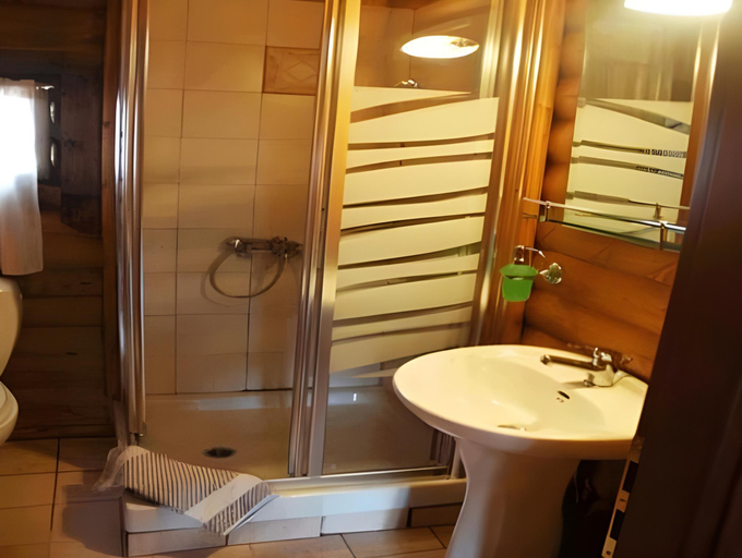 Bathroom 2, Chalet Likouresi Village, Central Greece