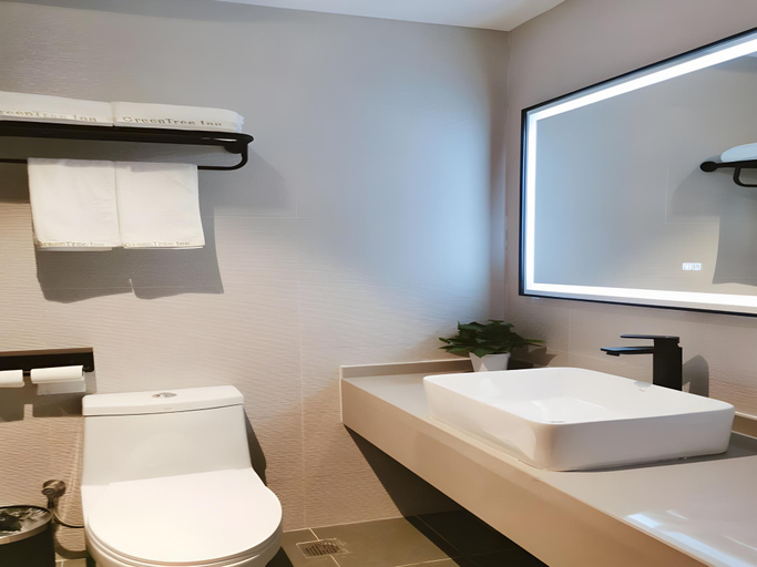 Bathroom 3, GreenTree Inn Express Hangzhou Xixi Wetland, Hangzhou