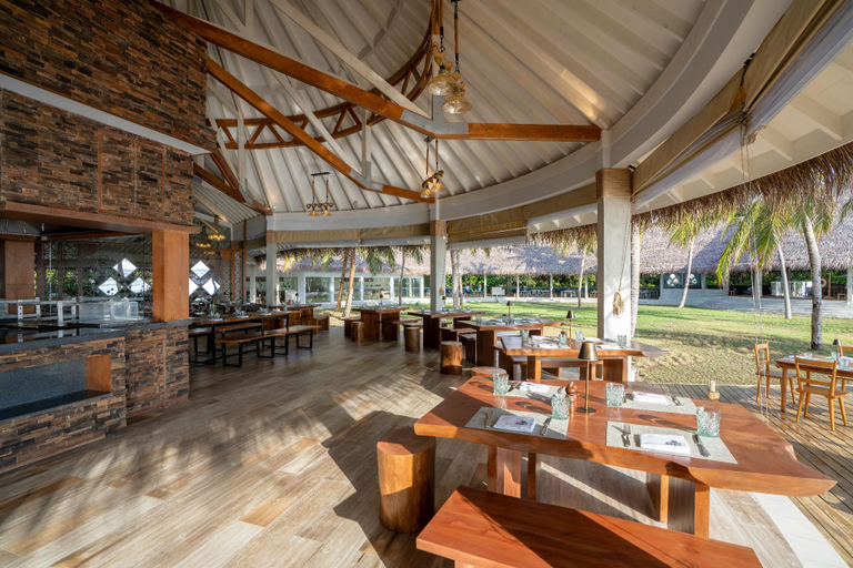Food & Drinks 5, Ifuru Island Maldives, Raa Atoll