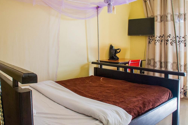Bedroom 1, Hilltop Hotel, Arua Municipality