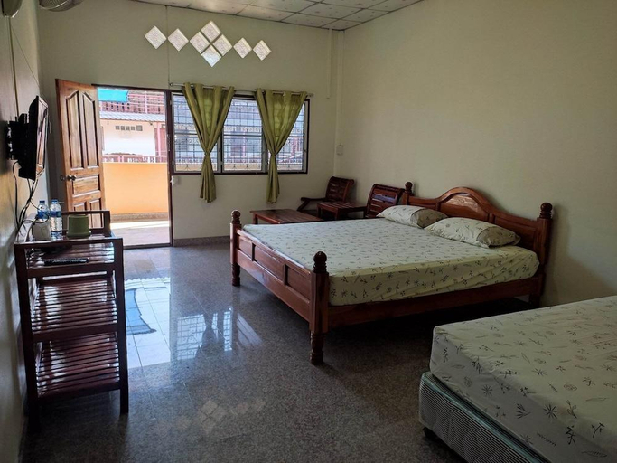 Bedroom, Phungluang Resort, Damnoen Saduak